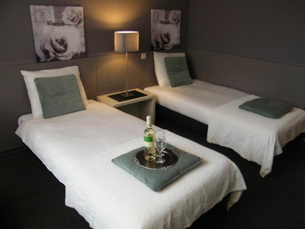 New Royal York Hotel โกรนิงเงน ภายนอก รูปภาพ